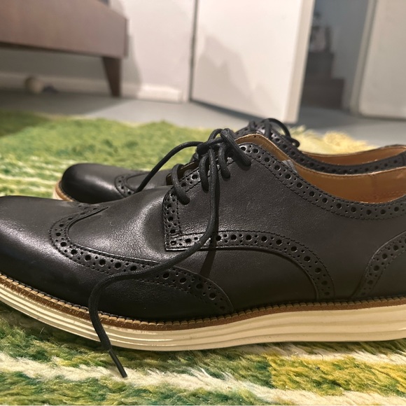 Like-New Cole Haan Men's ØriginalGrand Wingtip Oxford size 11 - Picture 6 of 6